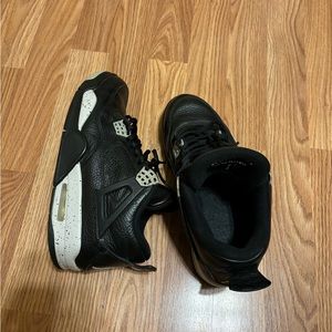 Jordan 4s Oreos